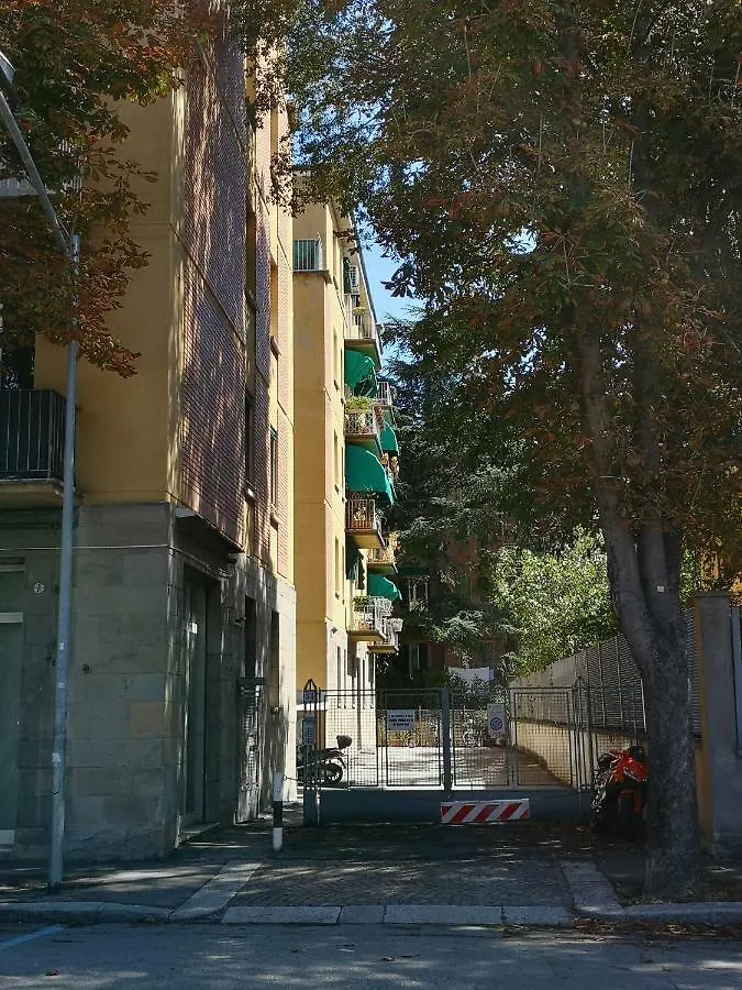 بولونيا Casa Montanari B&B 0*,  إيطاليا